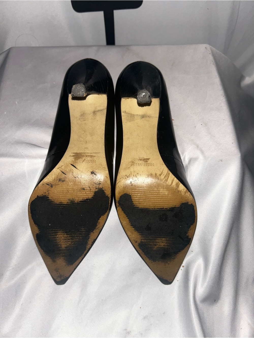Nine West Black Patent Pointed-Toe Pumps - Picture 5 of 8